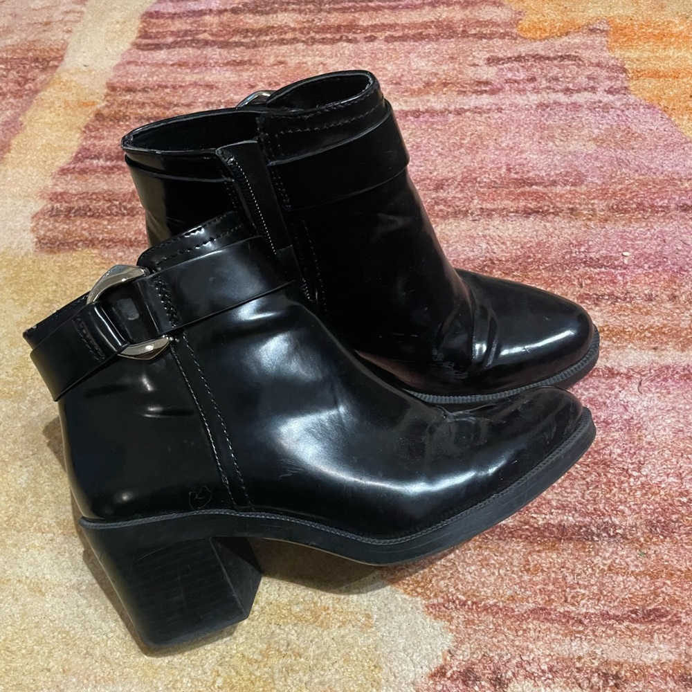 Zara Shiny Black Womens 7.5 Heels